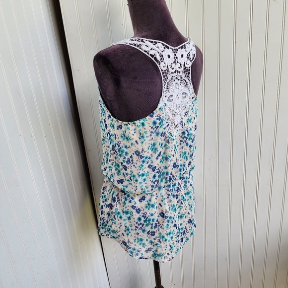 LC LAUREN CONRAD Crochet Racerback Floral Top White Blue Women’s Top Sheer Sz S - Picture 2 of 13